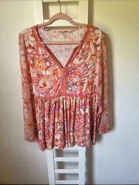 torrid Floral Peplum Tunic Top in Coral, Cream and Pink